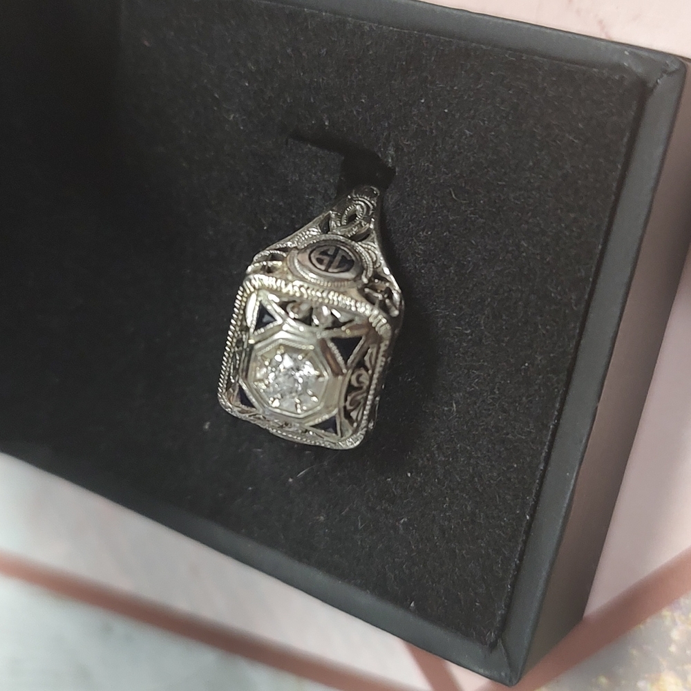 14k gold antique class ring